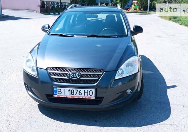 Серый Киа Сид, объемом двигателя 1.6 л и пробегом 240 тыс. км за 5300 $, фото 1 на Automoto.ua