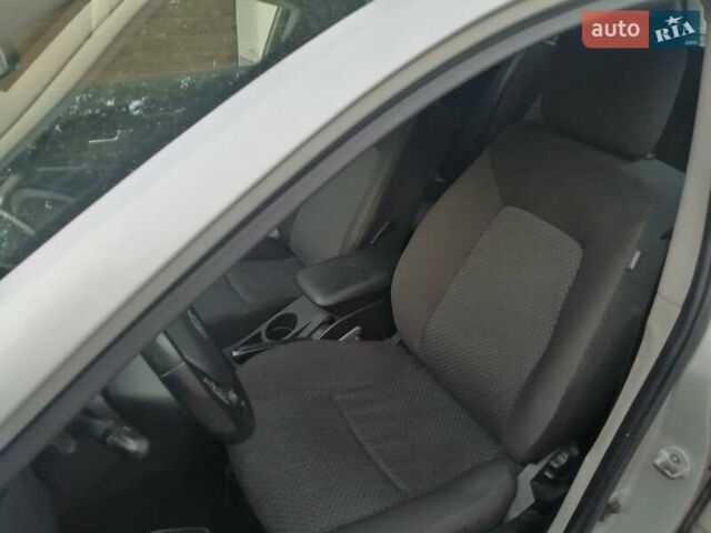 Серый Киа Сид, объемом двигателя 1.59 л и пробегом 142 тыс. км за 5400 $, фото 8 на Automoto.ua