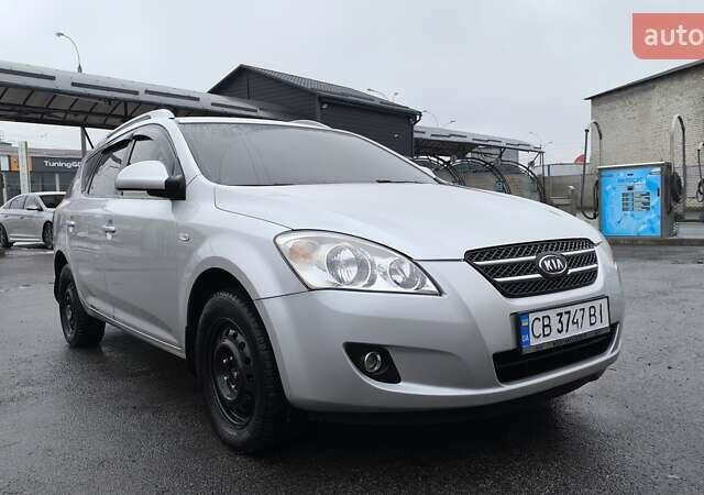 Серый Киа Сид, объемом двигателя 2 л и пробегом 238 тыс. км за 5800 $, фото 1 на Automoto.ua