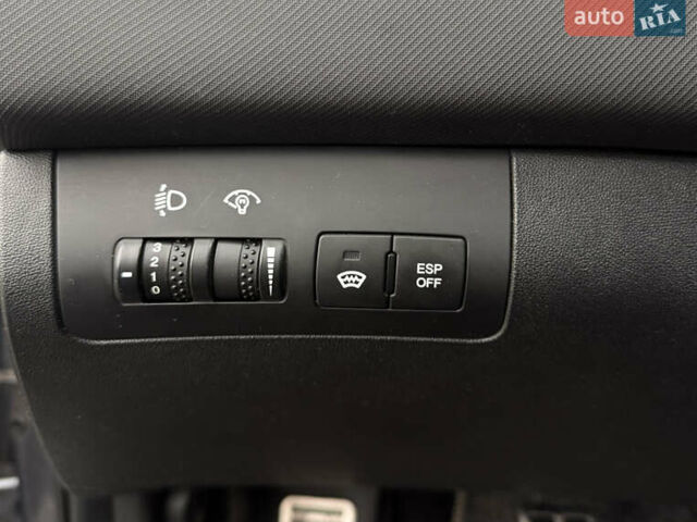 Сірий Кіа Сід, об'ємом двигуна 1.6 л та пробігом 360 тис. км за 5500 $, фото 10 на Automoto.ua