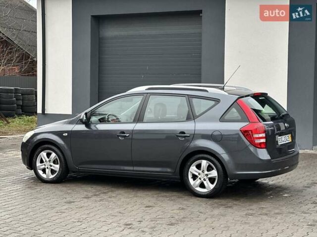 Серый Киа Сид, объемом двигателя 1.6 л и пробегом 178 тыс. км за 5399 $, фото 13 на Automoto.ua