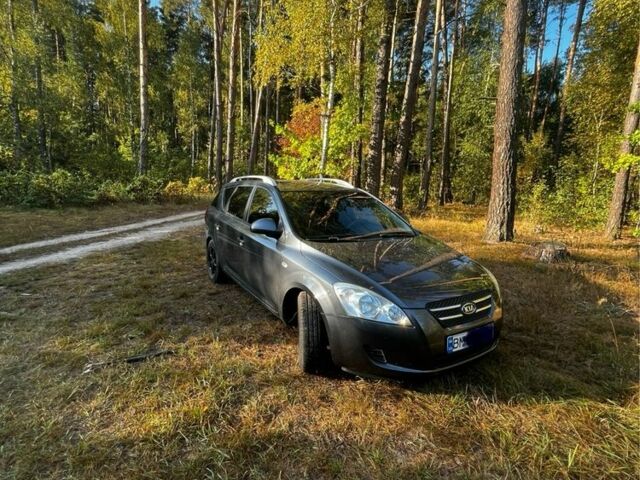 Серый Киа Сид, объемом двигателя 1.6 л и пробегом 170 тыс. км за 6800 $, фото 5 на Automoto.ua