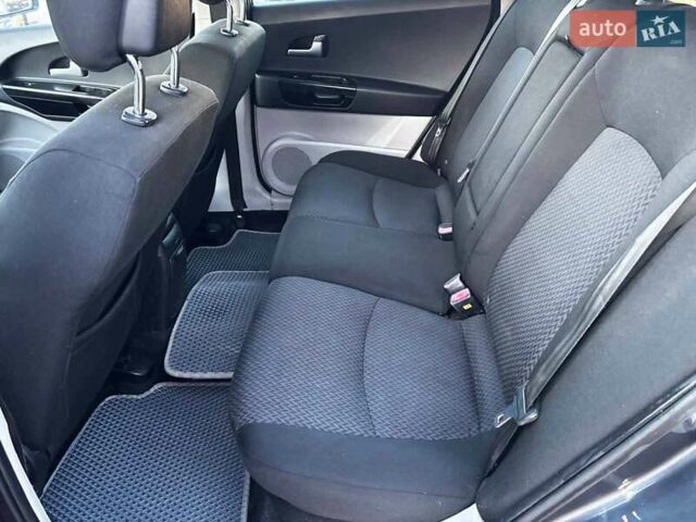 Сірий Кіа Сід, об'ємом двигуна 1.6 л та пробігом 264 тис. км за 5790 $, фото 13 на Automoto.ua