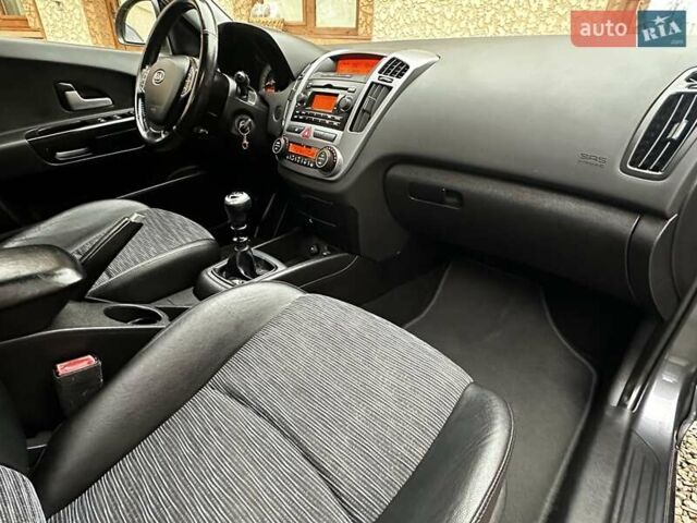 Серый Киа Сид, объемом двигателя 1.6 л и пробегом 178 тыс. км за 5399 $, фото 57 на Automoto.ua