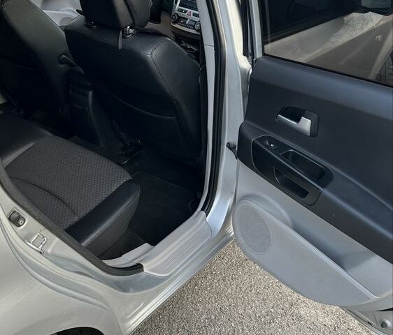 Серый Киа Сид, объемом двигателя 1.6 л и пробегом 208 тыс. км за 6400 $, фото 10 на Automoto.ua