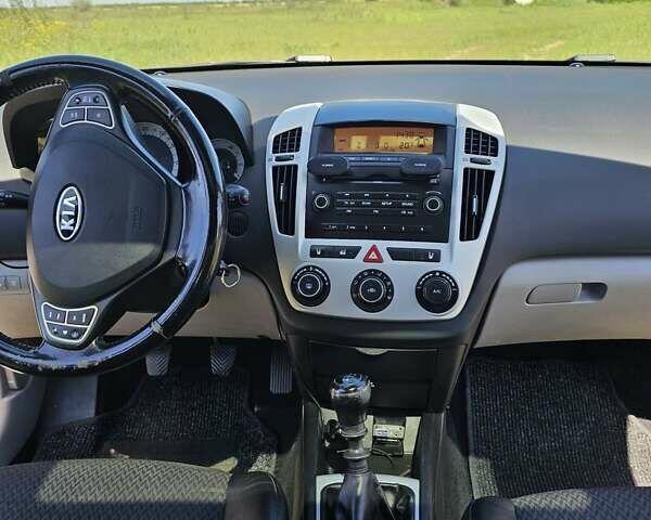 Серый Киа Сид, объемом двигателя 1.6 л и пробегом 274 тыс. км за 6800 $, фото 14 на Automoto.ua