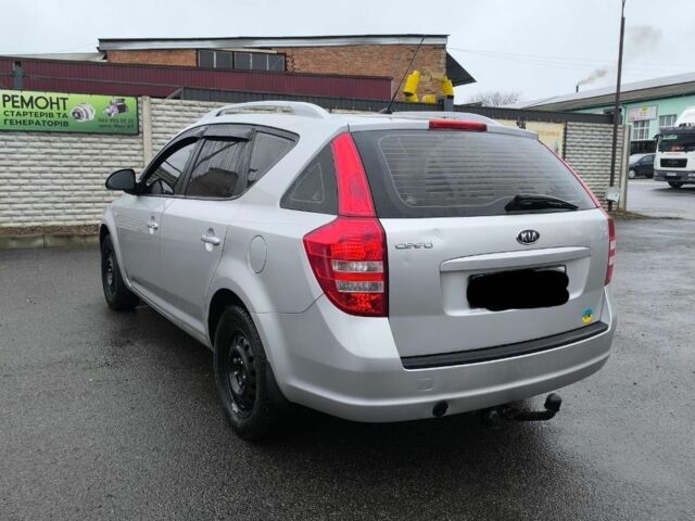 Серый Киа Сид, объемом двигателя 0 л и пробегом 238 тыс. км за 5800 $, фото 1 на Automoto.ua