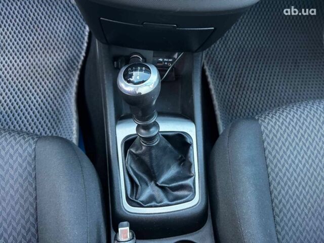 Сірий Кіа Сід, об'ємом двигуна 1.5 л та пробігом 264 тис. км за 5790 $, фото 22 на Automoto.ua