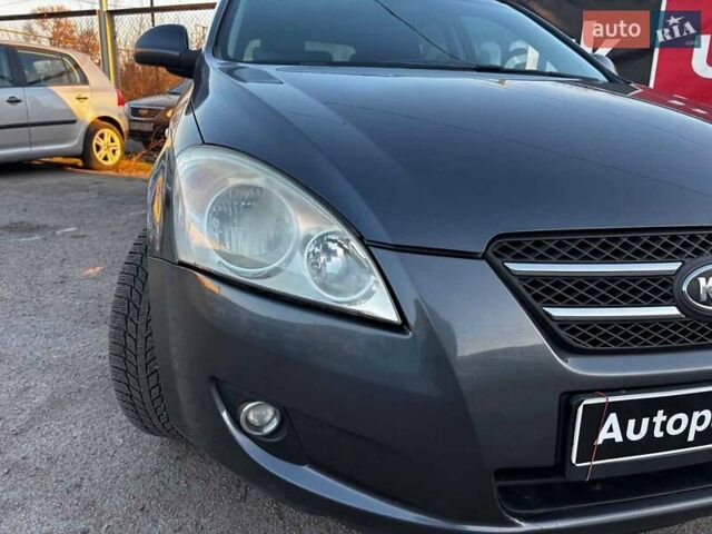 Сірий Кіа Сід, об'ємом двигуна 1.6 л та пробігом 264 тис. км за 5790 $, фото 8 на Automoto.ua