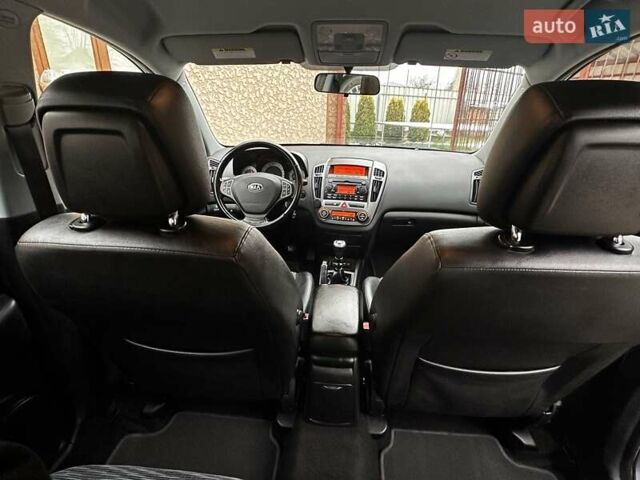 Серый Киа Сид, объемом двигателя 1.6 л и пробегом 178 тыс. км за 5399 $, фото 65 на Automoto.ua