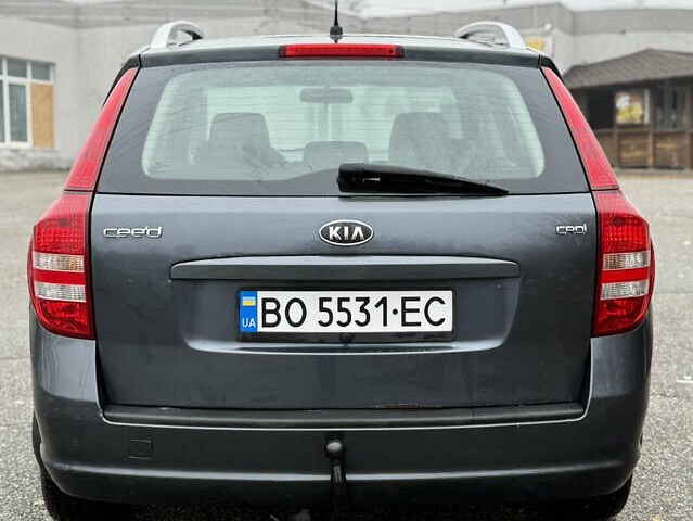 Сірий Кіа Сід, об'ємом двигуна 1.6 л та пробігом 360 тис. км за 5500 $, фото 4 на Automoto.ua