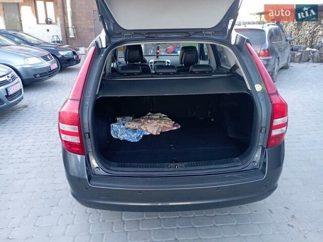 Сірий Кіа Сід, об'ємом двигуна 1.58 л та пробігом 237 тис. км за 4650 $, фото 11 на Automoto.ua