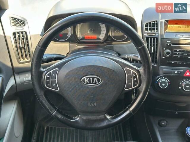 Сірий Кіа Сід, об'ємом двигуна 1.6 л та пробігом 234 тис. км за 5940 $, фото 14 на Automoto.ua