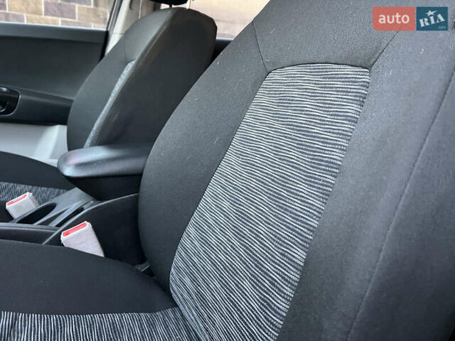 Серый Киа Сид, объемом двигателя 1.59 л и пробегом 249 тыс. км за 6250 $, фото 52 на Automoto.ua