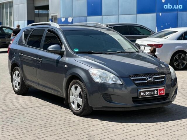 Серый Киа Сид, объемом двигателя 1.6 л и пробегом 234 тыс. км за 6490 $, фото 2 на Automoto.ua