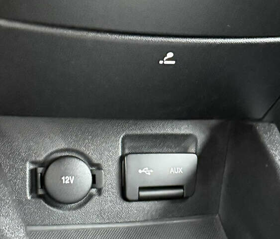 Серый Киа Сид, объемом двигателя 1.6 л и пробегом 223 тыс. км за 6000 $, фото 16 на Automoto.ua