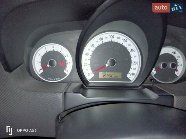 Серый Киа Сид, объемом двигателя 1.6 л и пробегом 197 тыс. км за 6300 $, фото 3 на Automoto.ua