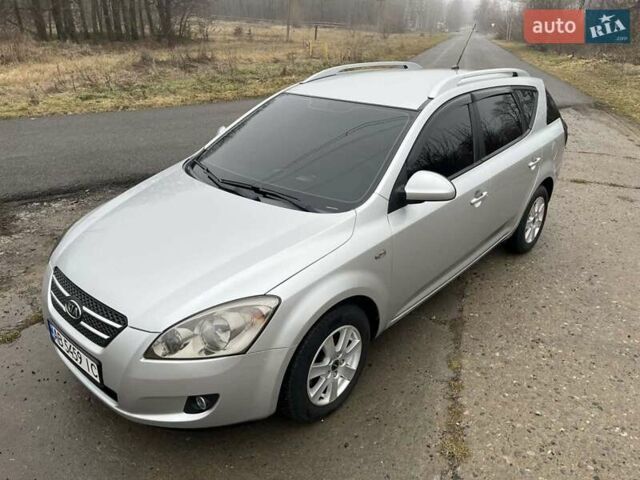 Серый Киа Сид, объемом двигателя 1.6 л и пробегом 199 тыс. км за 6200 $, фото 7 на Automoto.ua