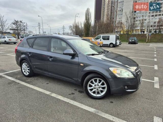 Серый Киа Сид, объемом двигателя 1.4 л и пробегом 156 тыс. км за 6450 $, фото 30 на Automoto.ua