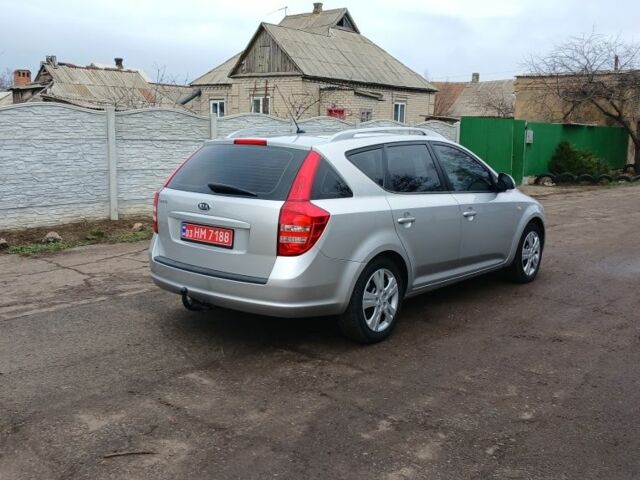 Сірий Кіа Сід, об'ємом двигуна 0 л та пробігом 217 тис. км за 5700 $, фото 5 на Automoto.ua