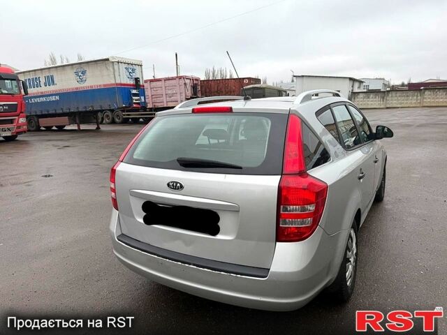 Серый Киа Сид, объемом двигателя 1.6 л и пробегом 333 тыс. км за 2700 $, фото 4 на Automoto.ua