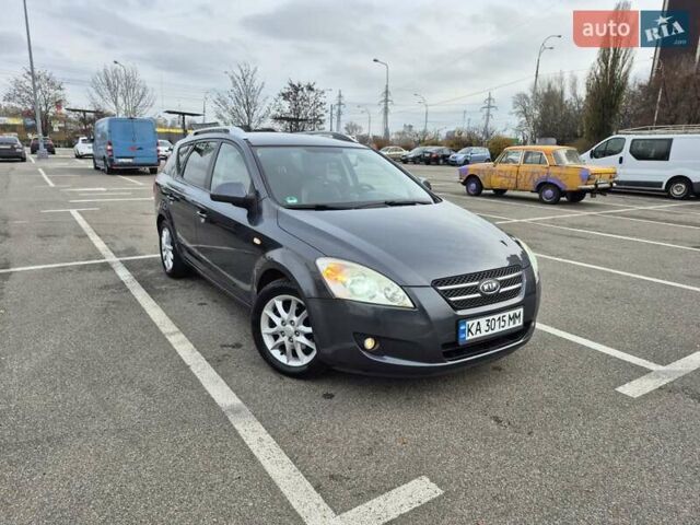 Серый Киа Сид, объемом двигателя 1.4 л и пробегом 156 тыс. км за 6450 $, фото 31 на Automoto.ua