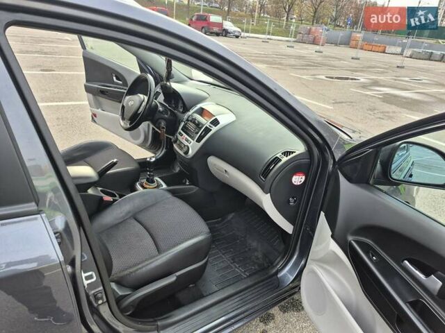 Серый Киа Сид, объемом двигателя 1.4 л и пробегом 156 тыс. км за 6450 $, фото 62 на Automoto.ua