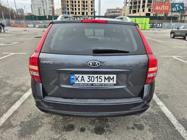 Серый Киа Сид, объемом двигателя 1.4 л и пробегом 156 тыс. км за 6450 $, фото 24 на Automoto.ua