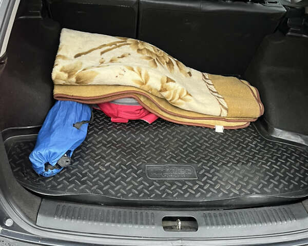 Серый Киа Сид, объемом двигателя 1.6 л и пробегом 264 тыс. км за 5800 $, фото 12 на Automoto.ua