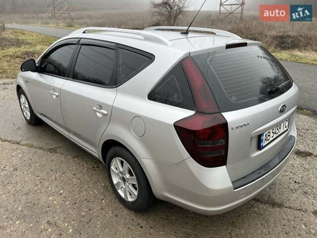 Серый Киа Сид, объемом двигателя 1.6 л и пробегом 199 тыс. км за 6200 $, фото 10 на Automoto.ua