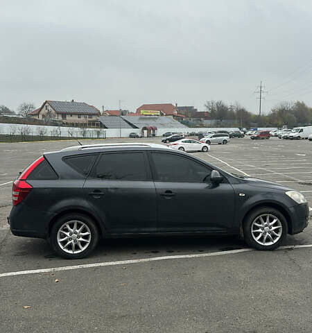 Серый Киа Сид, объемом двигателя 1.4 л и пробегом 258 тыс. км за 4599 $, фото 8 на Automoto.ua