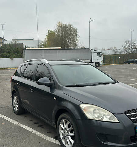 Серый Киа Сид, объемом двигателя 1.4 л и пробегом 258 тыс. км за 4599 $, фото 3 на Automoto.ua