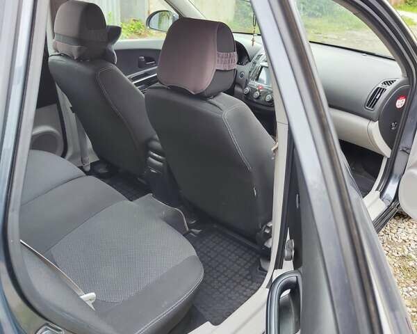 Сірий Кіа Сід, об'ємом двигуна 1.6 л та пробігом 162 тис. км за 7500 $, фото 10 на Automoto.ua