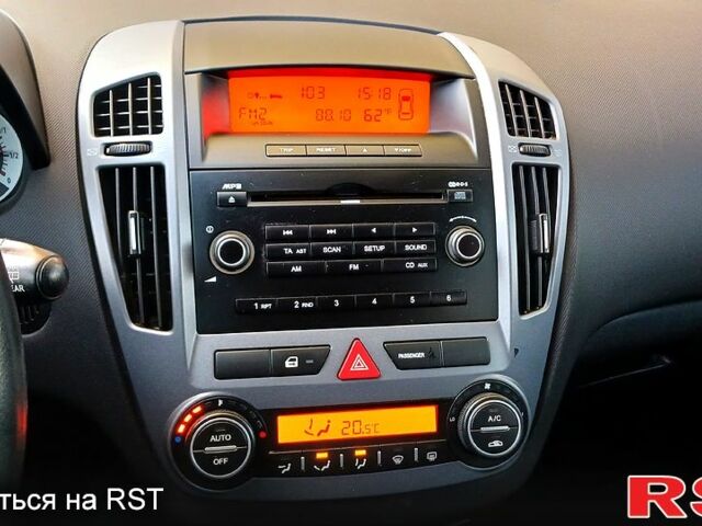 Сірий Кіа Сід, об'ємом двигуна 1.4 л та пробігом 217 тис. км за 5700 $, фото 10 на Automoto.ua