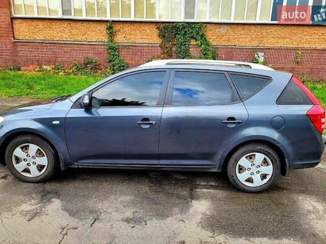 Киа Сид 2008 в Киеве на Automoto.ua Серый Киа Сид, объемом двигателя 1.6 л и пробегом 378 тыс. км за 5500 $, фото 1 на Automoto.ua