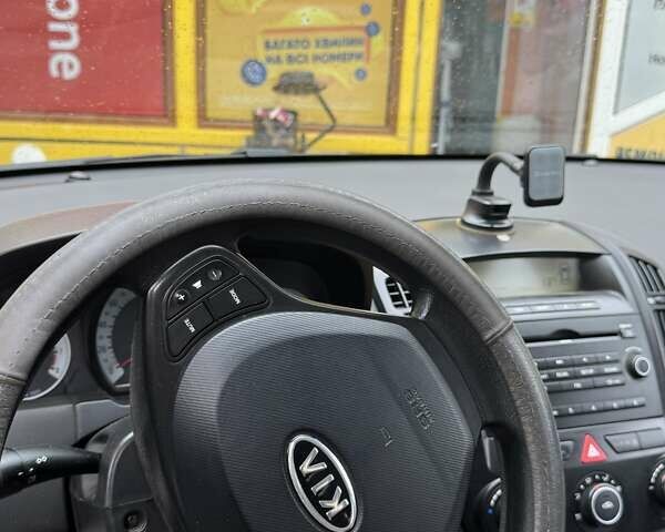 Серый Киа Сид, объемом двигателя 1.59 л и пробегом 128 тыс. км за 6500 $, фото 6 на Automoto.ua
