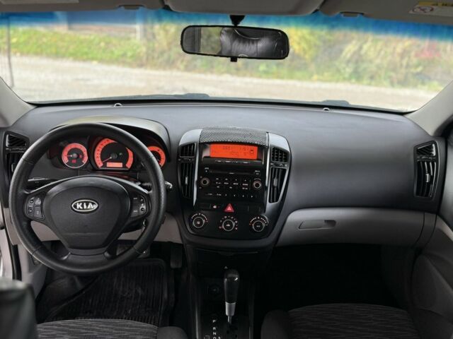 Серый Киа Сид, объемом двигателя 1.6 л и пробегом 186 тыс. км за 5599 $, фото 16 на Automoto.ua