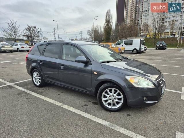 Серый Киа Сид, объемом двигателя 1.4 л и пробегом 156 тыс. км за 6450 $, фото 29 на Automoto.ua