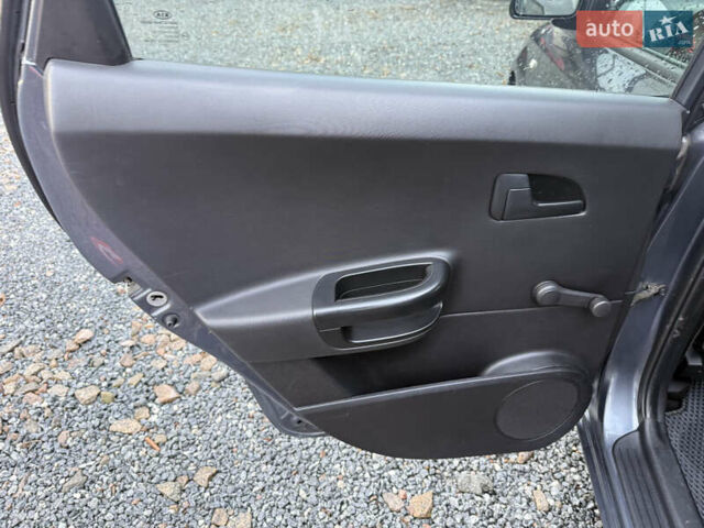 Сірий Кіа Сід, об'ємом двигуна 1.58 л та пробігом 346 тис. км за 5200 $, фото 43 на Automoto.ua
