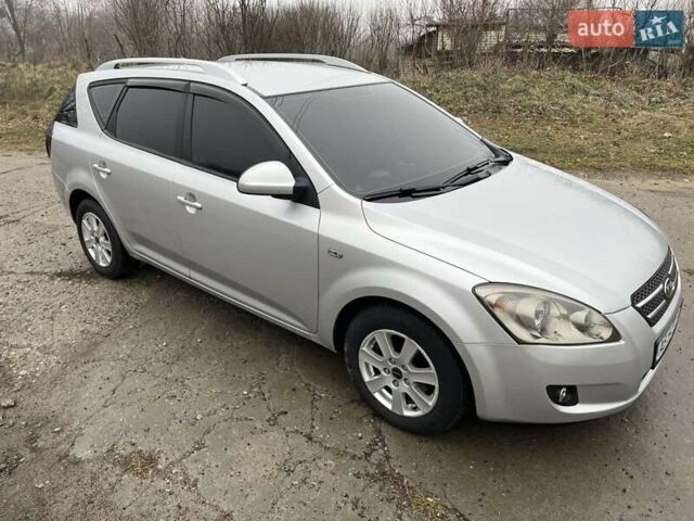 Серый Киа Сид, объемом двигателя 1.6 л и пробегом 199 тыс. км за 6200 $, фото 38 на Automoto.ua