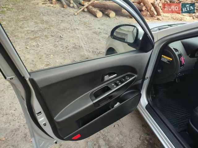 Серый Киа Сид, объемом двигателя 1.6 л и пробегом 277 тыс. км за 5800 $, фото 8 на Automoto.ua