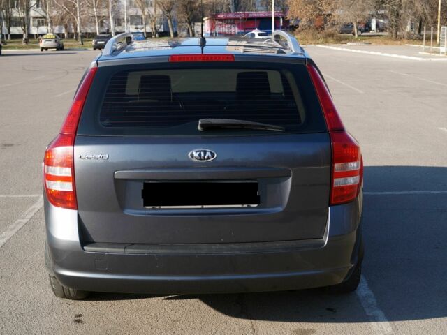 Сірий Кіа Сід, об'ємом двигуна 1.6 л та пробігом 231 тис. км за 5500 $, фото 5 на Automoto.ua