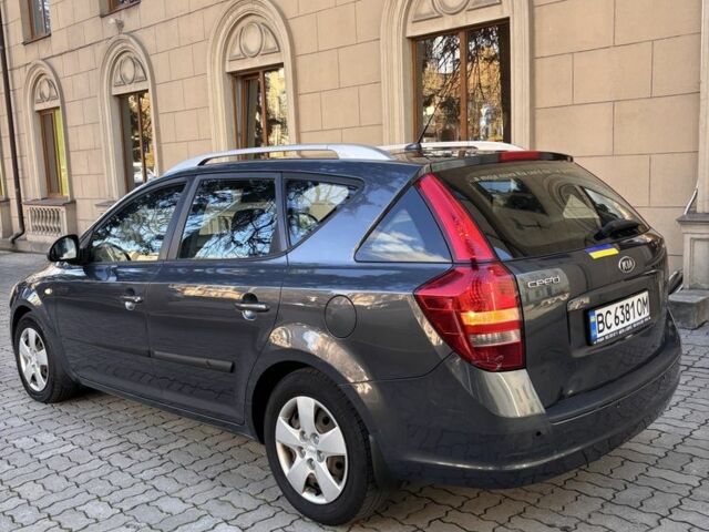 Серый Киа Сид, объемом двигателя 1.6 л и пробегом 275 тыс. км за 5200 $, фото 8 на Automoto.ua