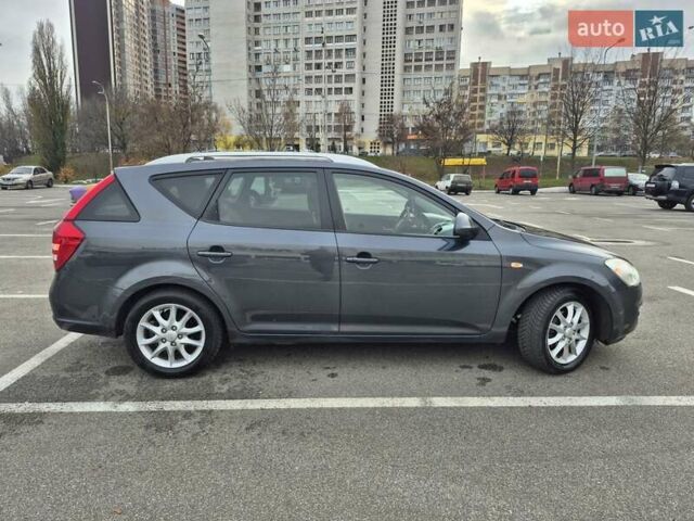 Серый Киа Сид, объемом двигателя 1.4 л и пробегом 156 тыс. км за 6450 $, фото 28 на Automoto.ua