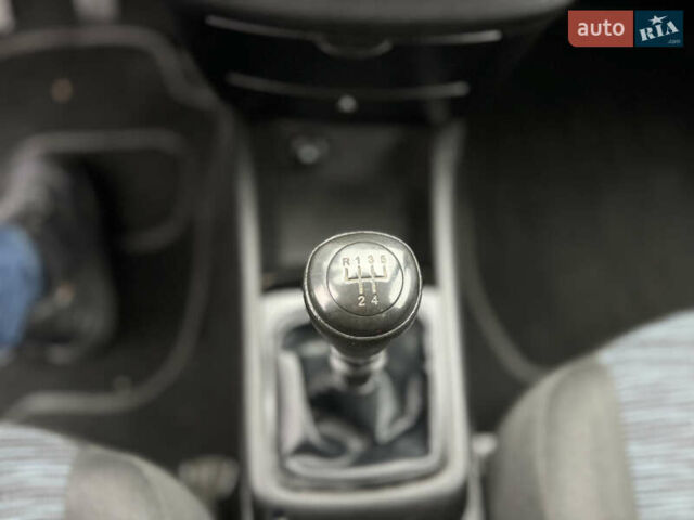 Серый Киа Сид, объемом двигателя 1.6 л и пробегом 216 тыс. км за 7300 $, фото 56 на Automoto.ua