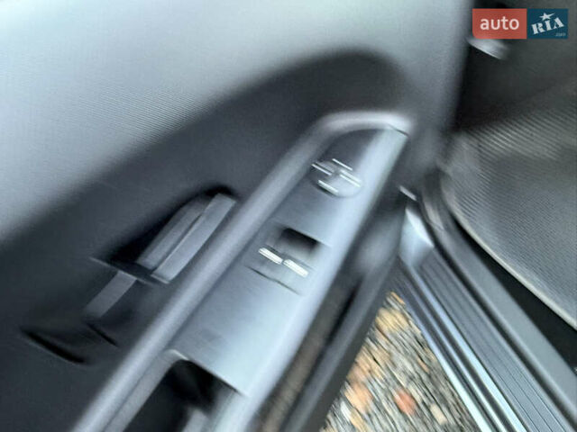 Сірий Кіа Сід, об'ємом двигуна 1.58 л та пробігом 346 тис. км за 5200 $, фото 31 на Automoto.ua
