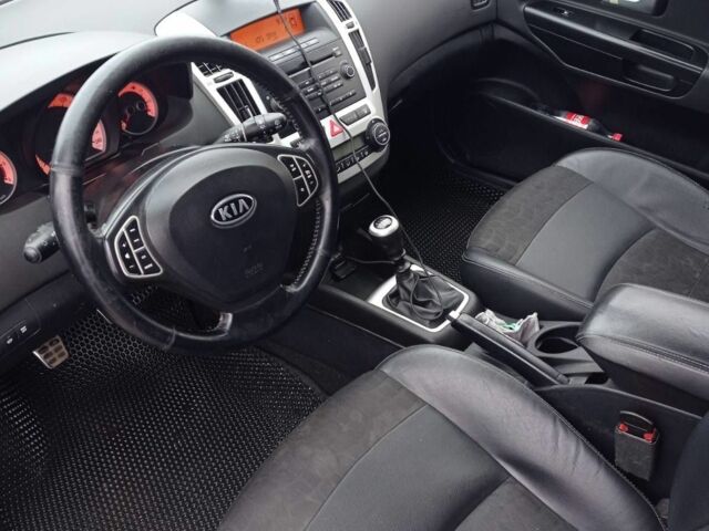 Кіа Сід 2008 у Вінниці на Automoto.ua Сірий Кіа Сід, об'ємом двигуна 1.6 л та пробігом 237 тис. км за 4500 $, фото 2 на Automoto.ua