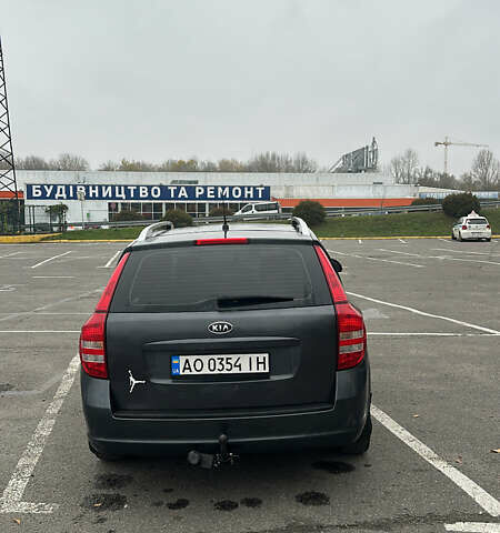 Серый Киа Сид, объемом двигателя 1.4 л и пробегом 258 тыс. км за 4599 $, фото 7 на Automoto.ua