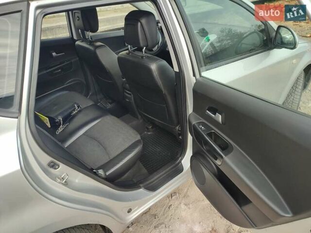 Серый Киа Сид, объемом двигателя 1.6 л и пробегом 277 тыс. км за 5800 $, фото 4 на Automoto.ua