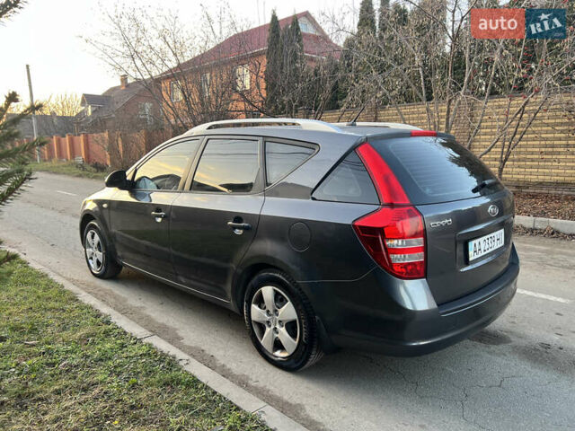 Серый Киа Сид, объемом двигателя 1.59 л и пробегом 249 тыс. км за 6250 $, фото 12 на Automoto.ua